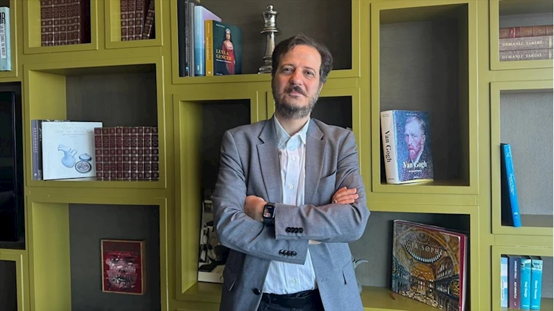 Mehmet Ali Sanlıkol, kendi tasarımı 