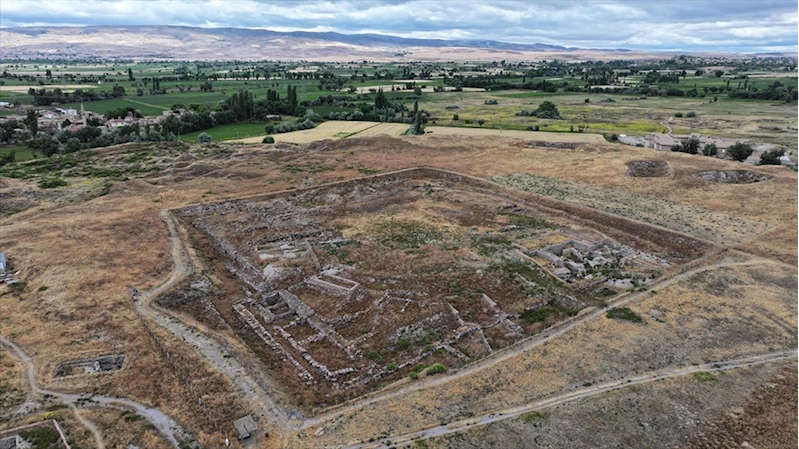 Arkeolojik kazılarla Kültepe