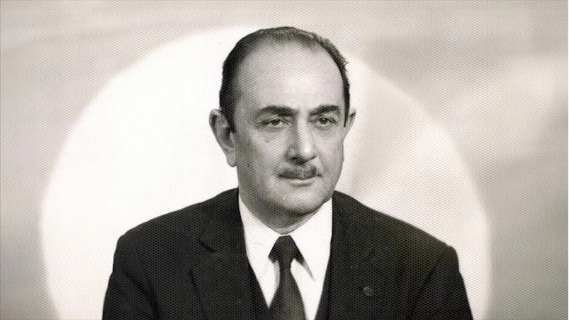 Ömrünü eğitime adayan örnek öğretmen: Mahir İz