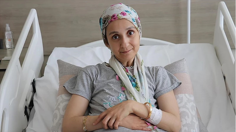 Çocukken içtiği yağ çözücü yüzünden yemek borusu yanan genç anne Kütahya