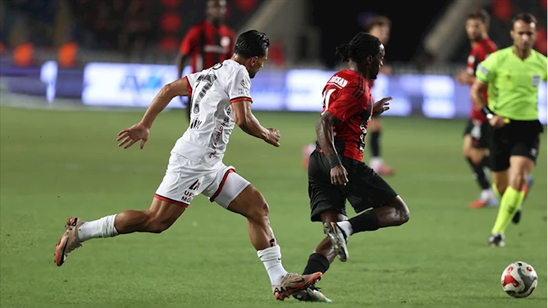 Gaziantep FK, sahasında Gençlerbirliği