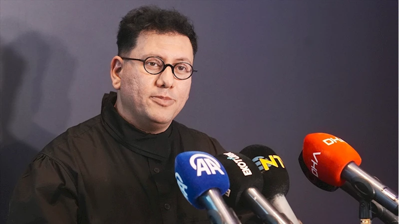 Sanatçı Refik Anadol, TIME100 AI kapağını tasarladı