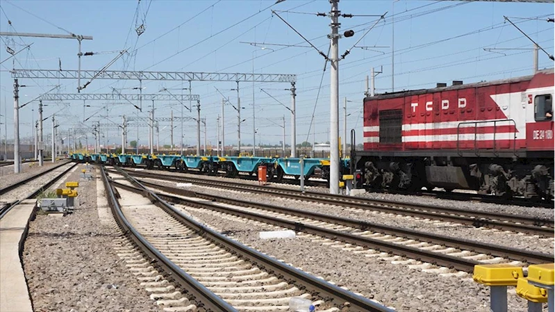 Bu yıl 127 yeni nesil milli yük vagonu raylara indi