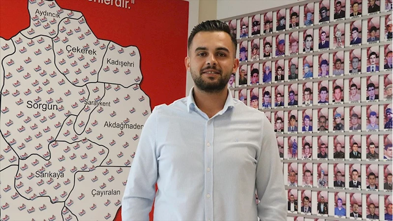 Gazi uzman çavuş, şehit yakınları ve gaziler için mesaisini sürdürüyor
