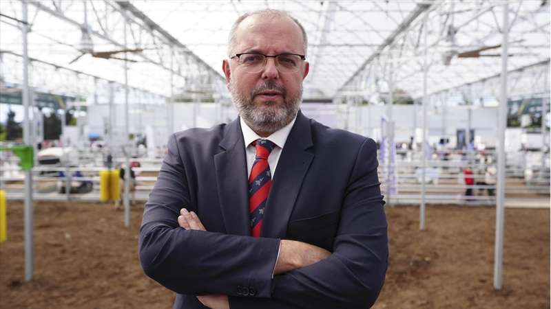 Prof. Dr. Erhan Afyoncu, Netanyahu