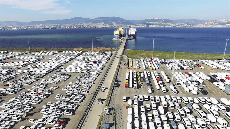 Otomotiv endüstrisi ağustosta 2,7 milyar dolarla en fazla ihracat yapan sektör oldu