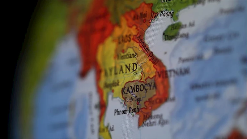 Kamboçya ile krizin ardından Tayland siyasetinde etkili Şinavatra ailesinin geleceği tehlikede